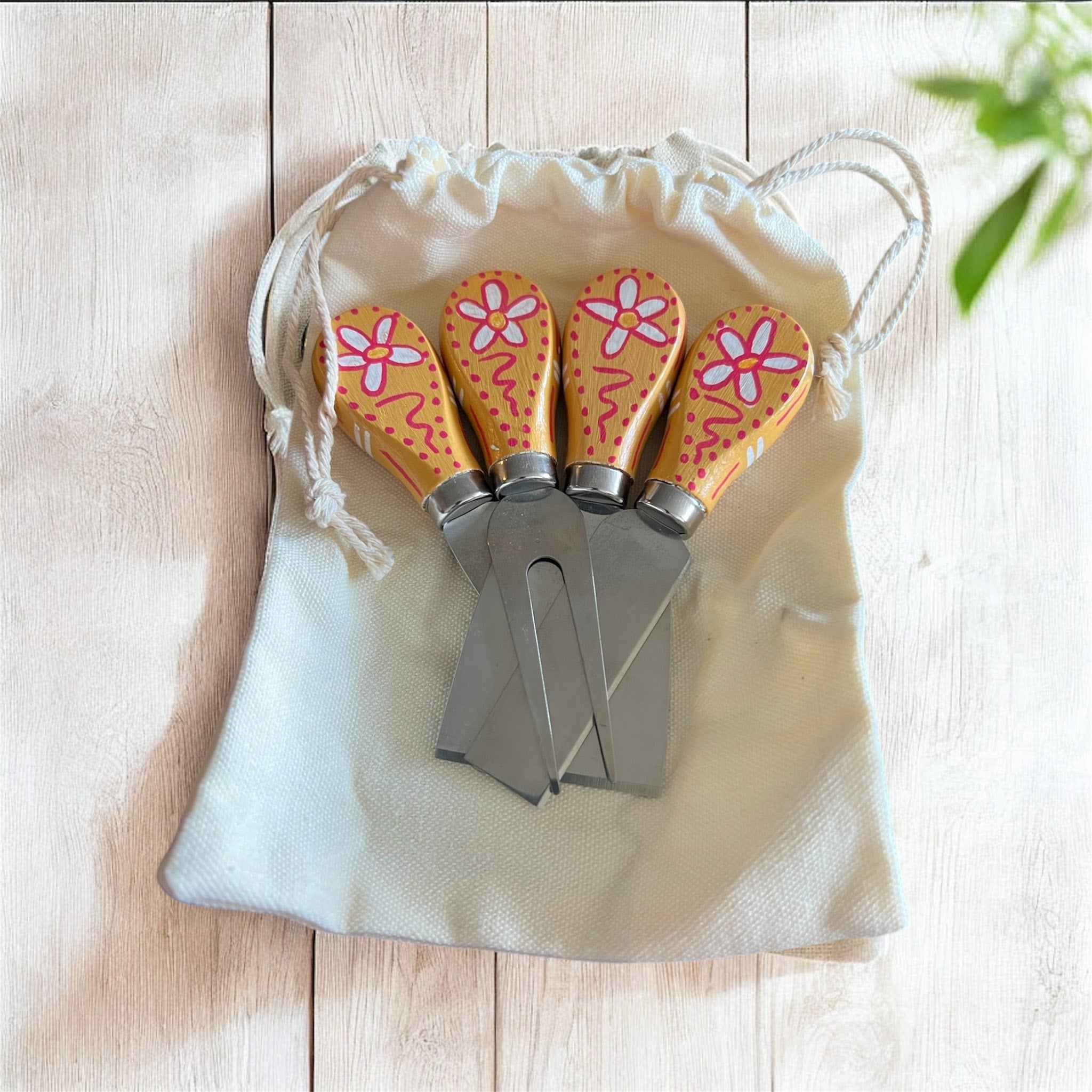 Hand-Painted Cheese Knife Sets